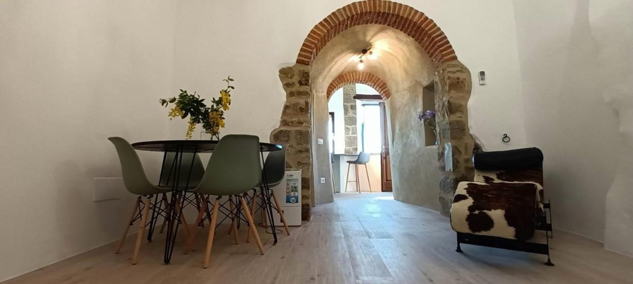 Casa Angolo Cantina Nel Castello Montegiovi ภายนอก รูปภาพ
